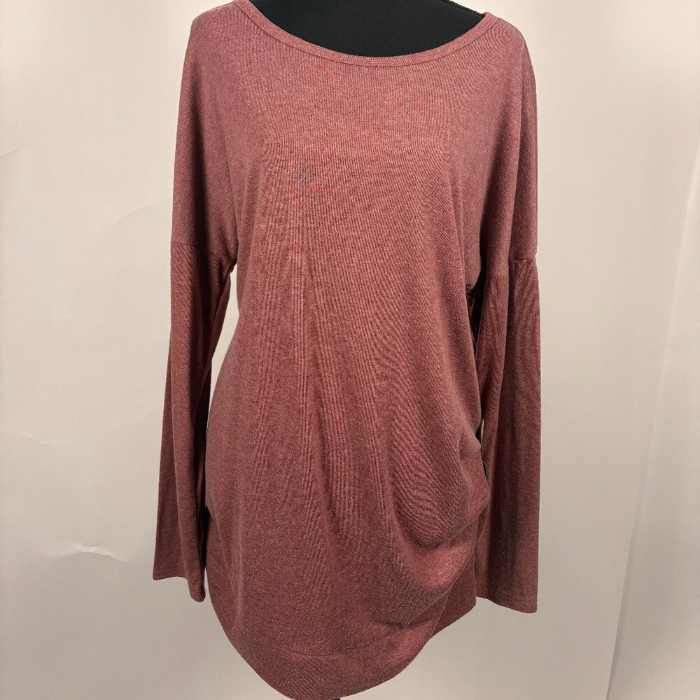 Yinera | Tunic Length Knit Long Sleeve Shirt | XL | Heather Red